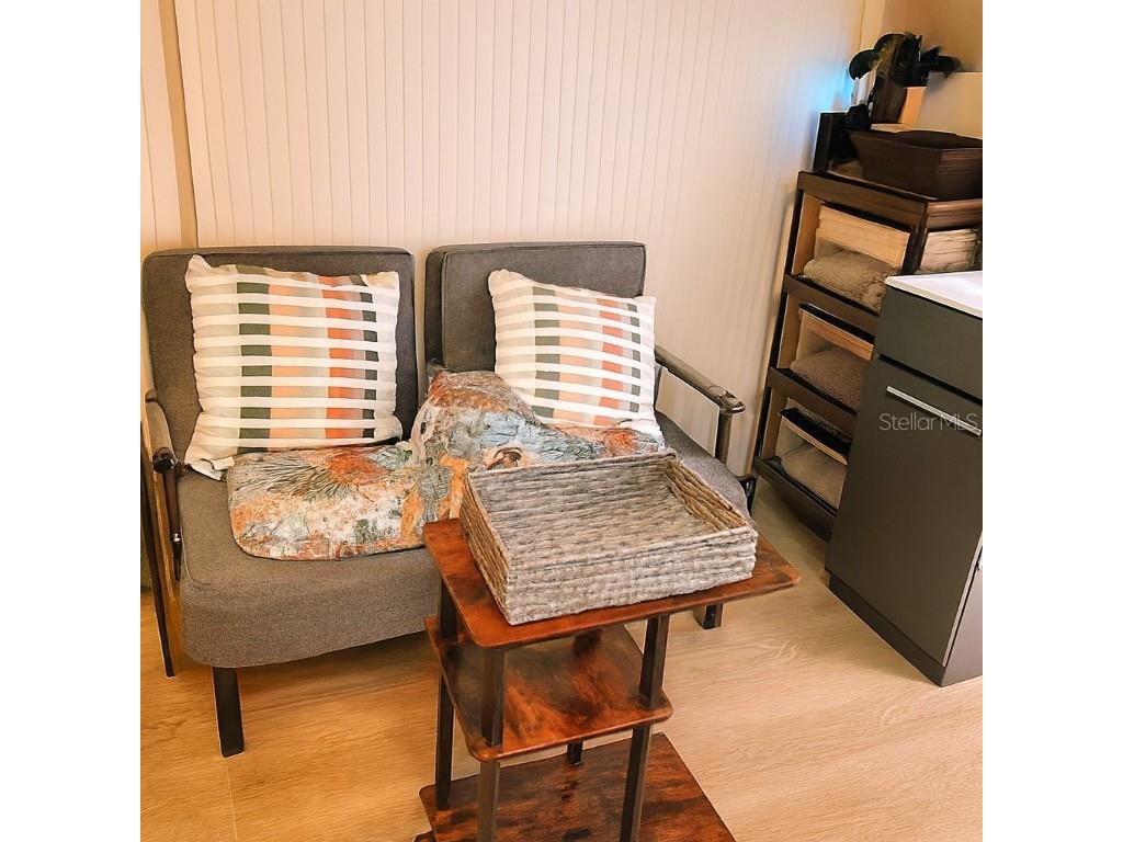 6267 Hampton Drive N #B Saint Petersburg FL 33710 TB8447938 image2