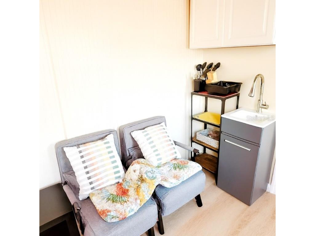 6267 Hampton Drive N #B Saint Petersburg FL 33710 TB8447938 image3