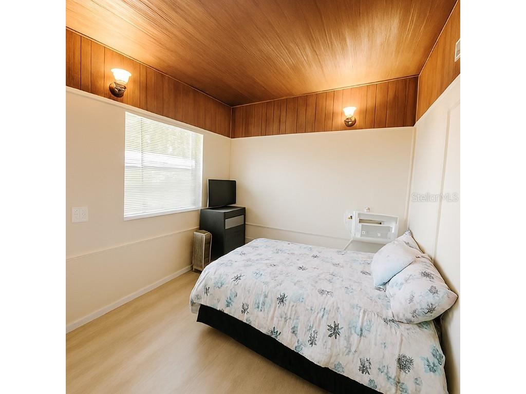 6267 Hampton Drive N #B Saint Petersburg FL 33710 TB8447938 image4