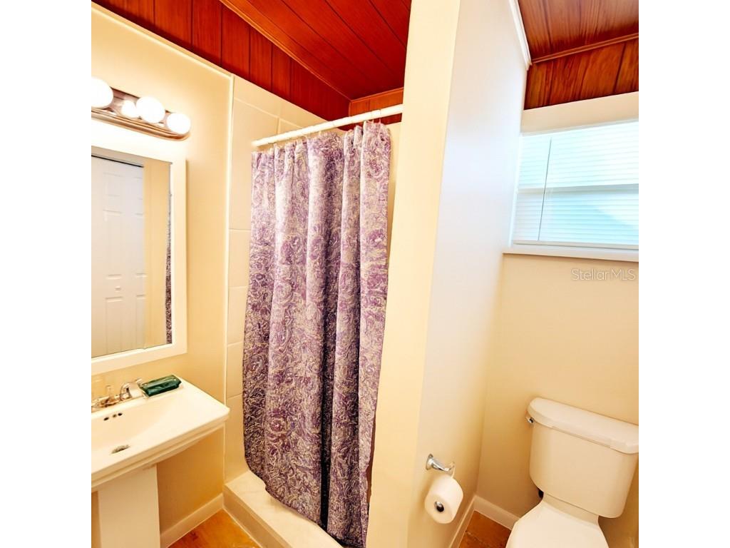 6267 Hampton Drive N #B Saint Petersburg FL 33710 TB8447938 image7