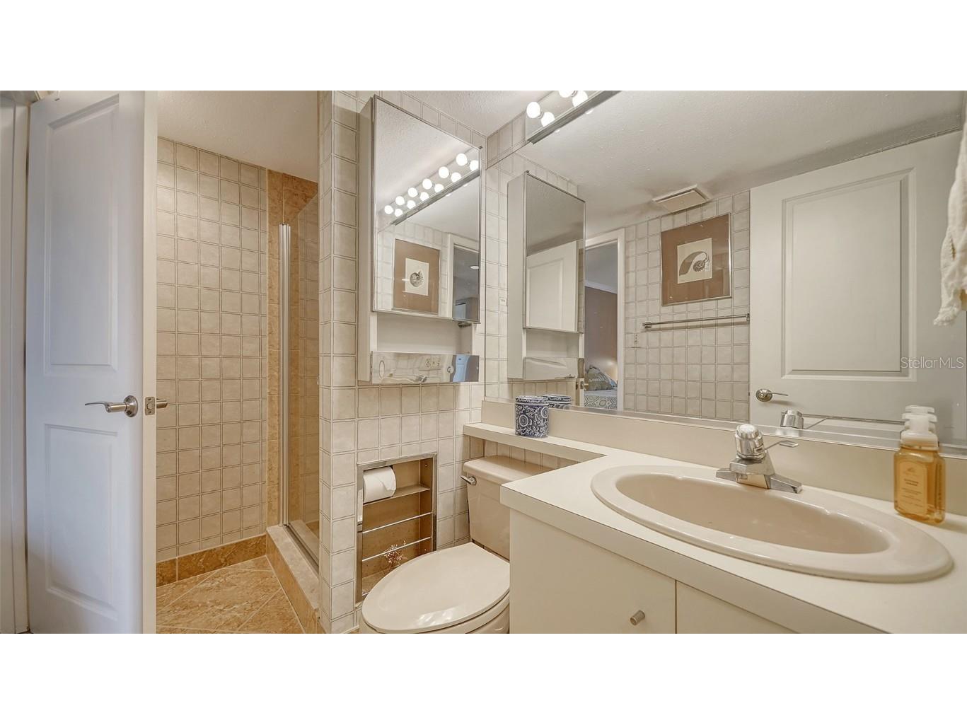 6267 Midnight Pass Road #306 Sarasota FL 34242 A4647581 image29