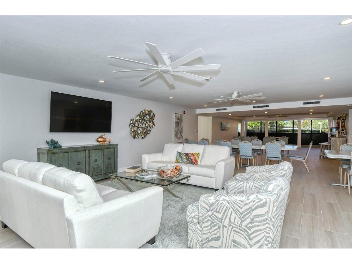 6267 Midnight Pass Road #306 Sarasota FL 34242 A4647581 image40