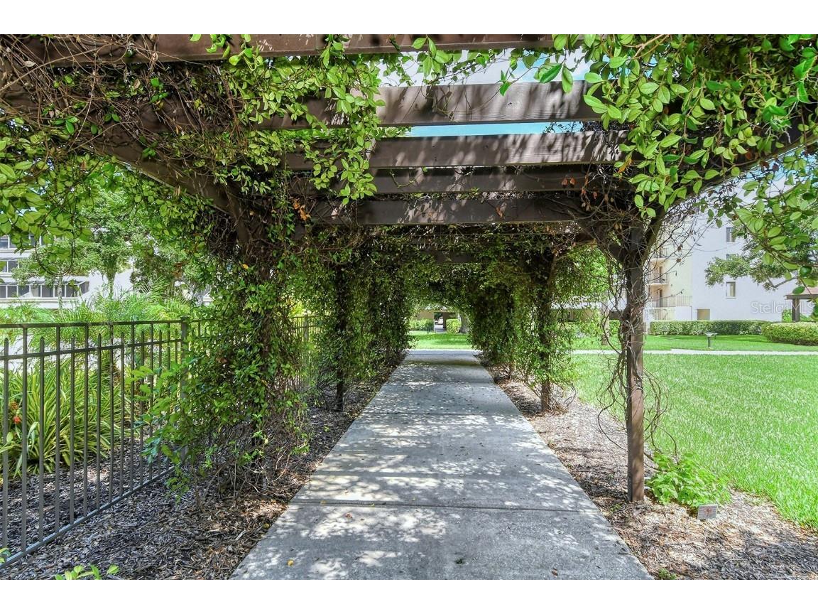 6267 Midnight Pass Road #306 Sarasota FL 34242 A4647581 image53