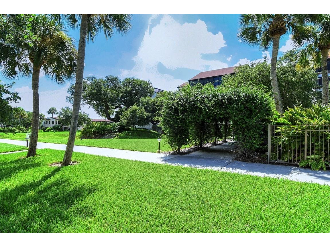 6267 Midnight Pass Road #306 Sarasota FL 34242 A4647581 image54