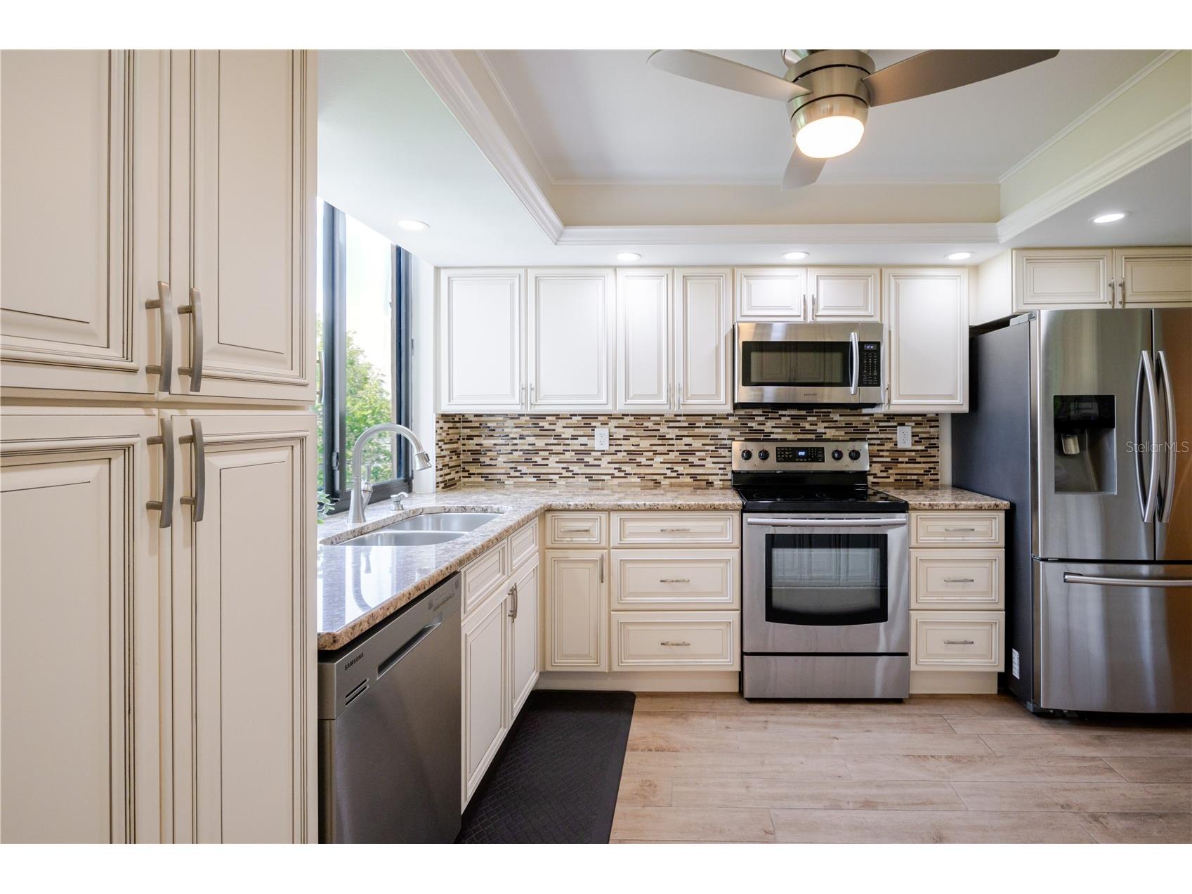 6267 Midnight Pass Road #306 Sarasota FL 34242 A4696685 image16