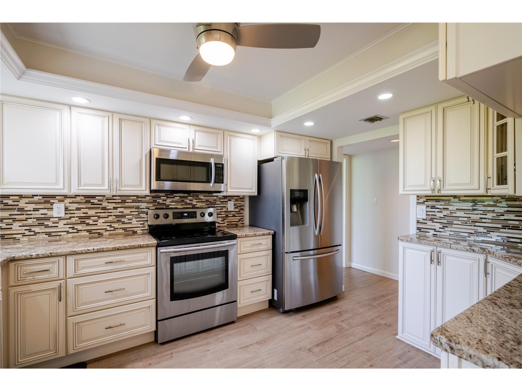 6267 Midnight Pass Road #306 Sarasota FL 34242 A4696685 image17