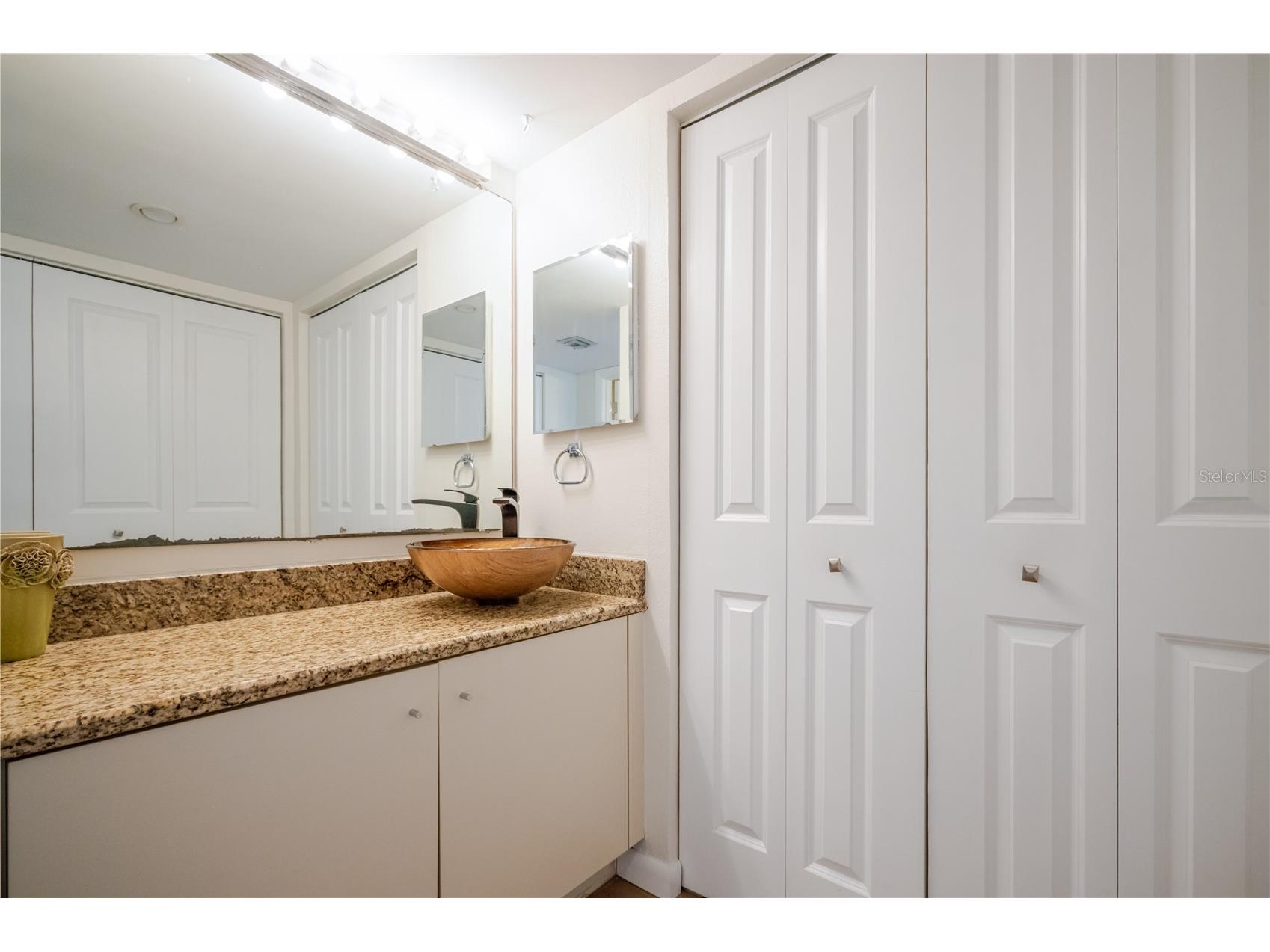 6267 Midnight Pass Road #306 Sarasota FL 34242 A4696685 image38