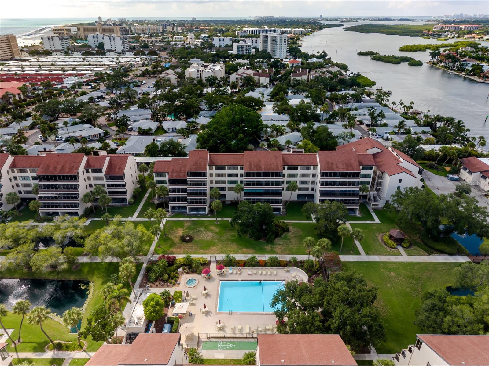 6267 Midnight Pass Road #306 Sarasota FL 34242 A4696685 image4