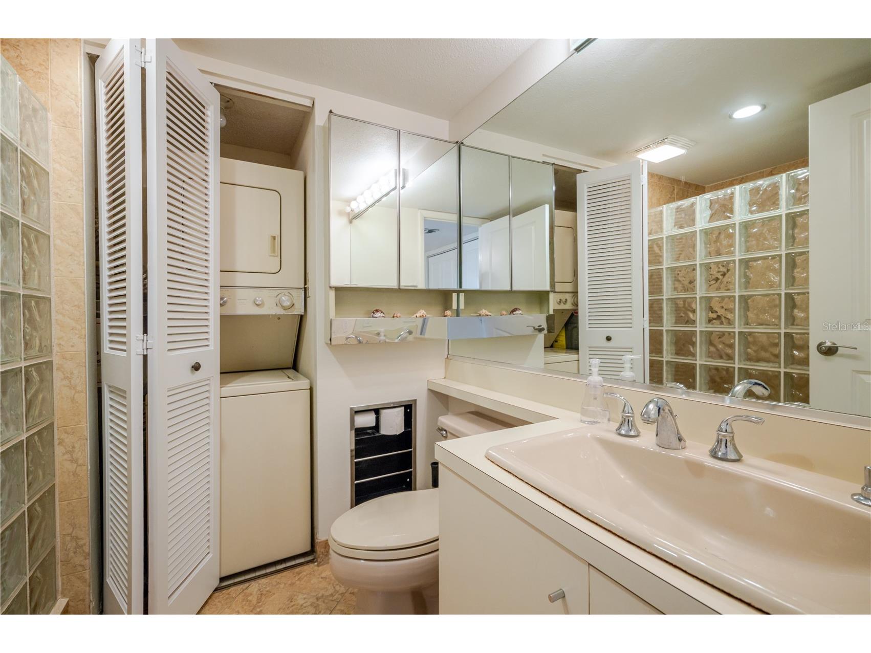 6267 Midnight Pass Road #306 Sarasota FL 34242 A4696685 image41