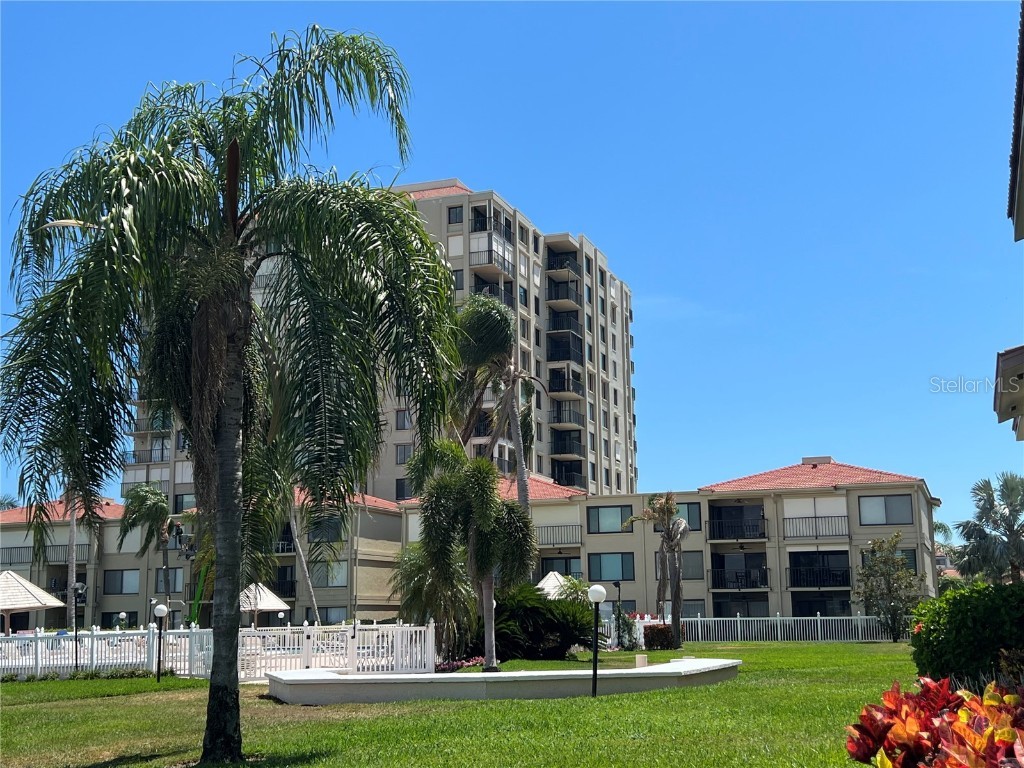 6268 Palma Del Mar Boulevard S #109 Saint Petersburg FL 33715 - TAMPA BAY TB8407893 image2