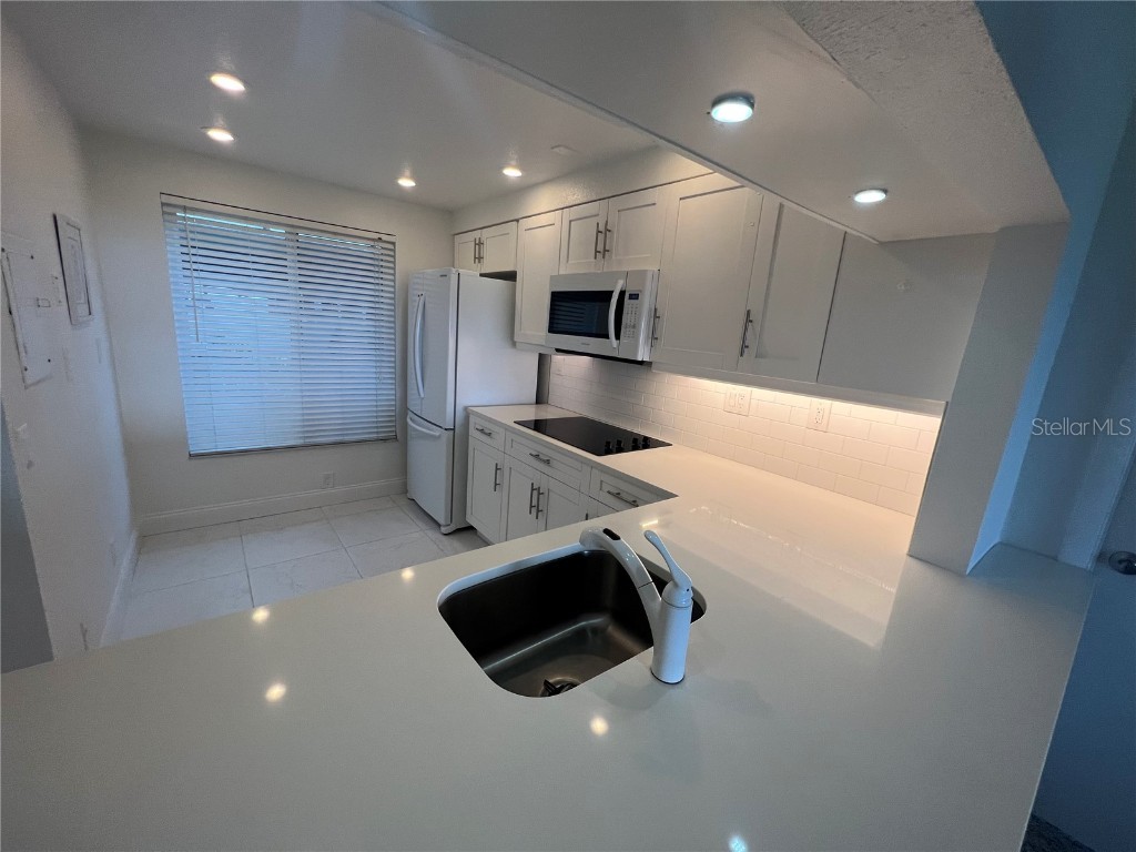 6268 Palma Del Mar Boulevard S #109 Saint Petersburg FL 33715 - TAMPA BAY TB8407893 image6