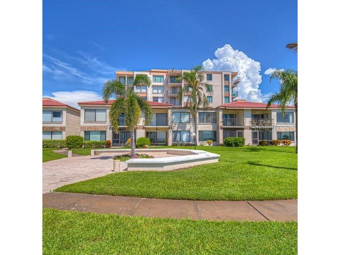 6268 Palma Del Mar Boulevard S #302 Saint Petersburg FL 33715 - BOCA CIEGA BAY /INTERCOASTAL U8171761 image1