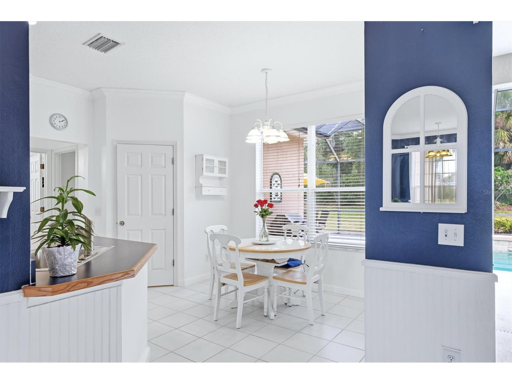 6269 Donnington Court Sarasota FL 34238 A4692578 image13