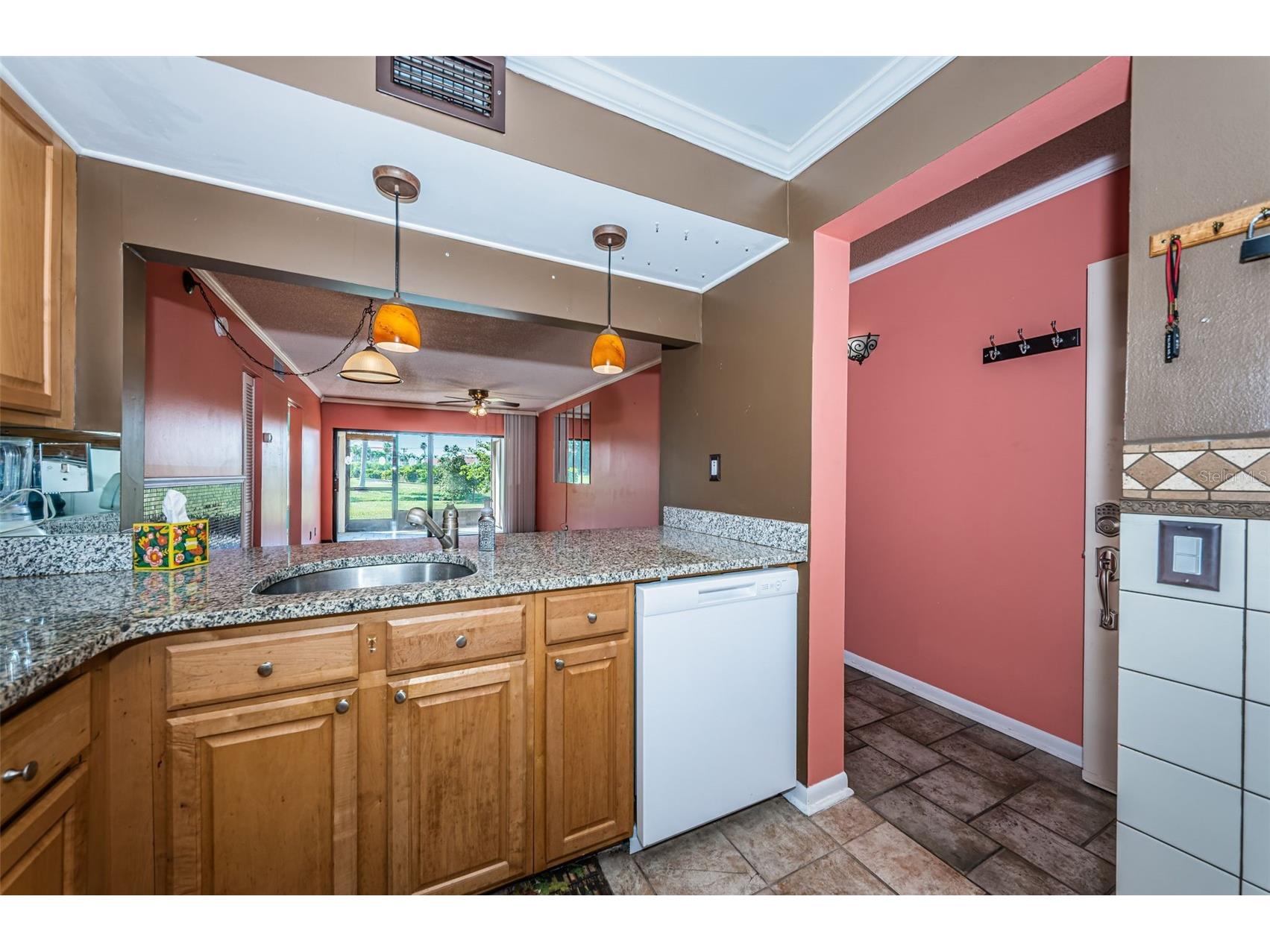 6269 Palma Del Mar Boulevard S #105 Saint Petersburg FL 33715 - TAMPA BAY TB8447816 image13