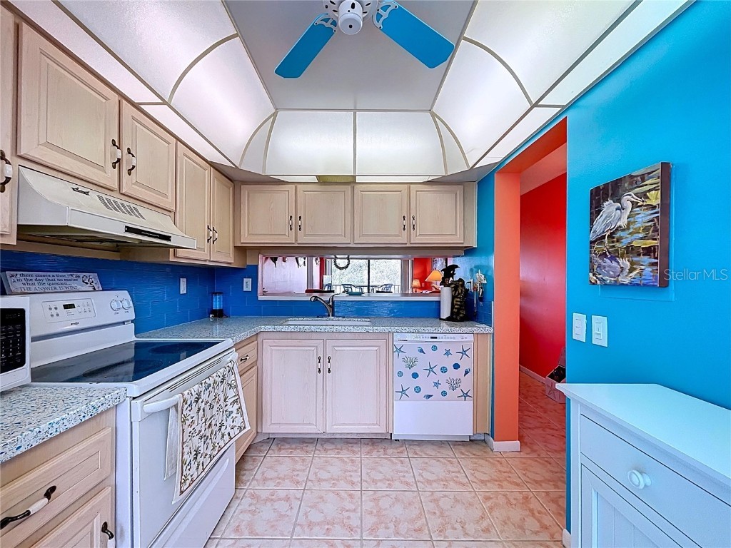 6269 Palma Del Mar Boulevard S #215 Saint Petersburg FL 33715 TB8444238 image6