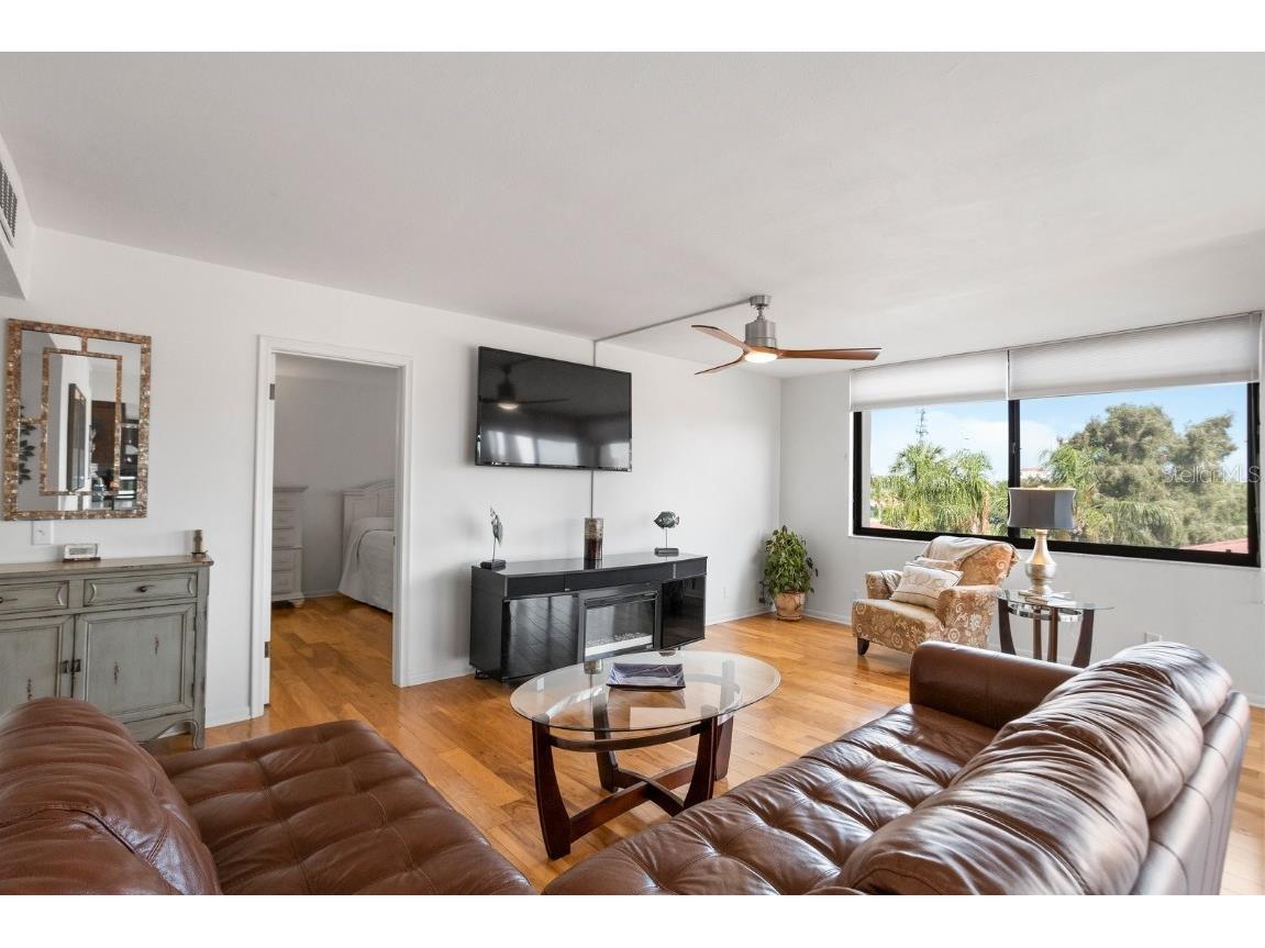 6269 Palma Del Mar Boulevard S #302 Saint Petersburg FL 33715 - TAMPA BAY TB8407883 image4