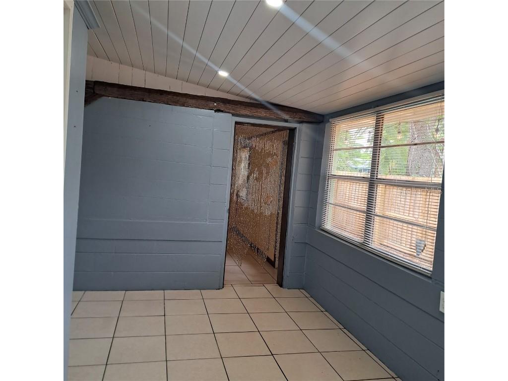 627 61st Avenue S Saint Petersburg FL 33705 TB8446742 image10