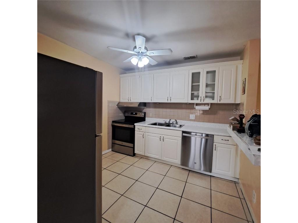 627 61st Avenue S Saint Petersburg FL 33705 TB8446742 image11