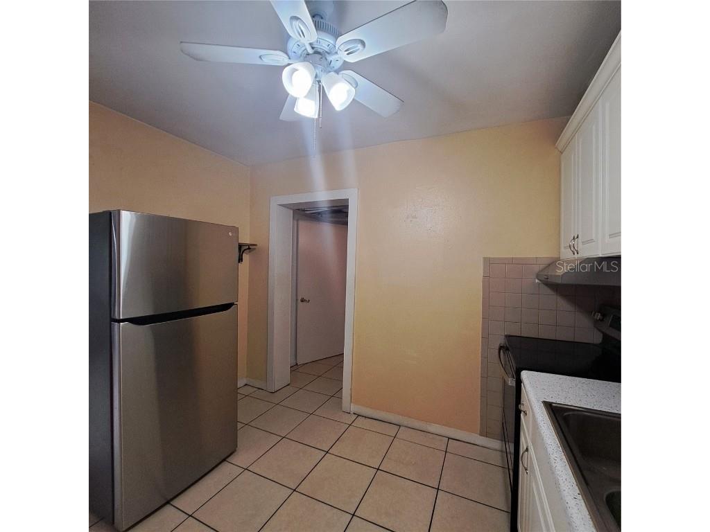 627 61st Avenue S Saint Petersburg FL 33705 TB8446742 image13