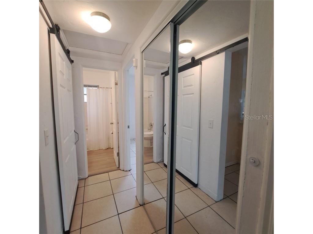 627 61st Avenue S Saint Petersburg FL 33705 TB8446742 image14