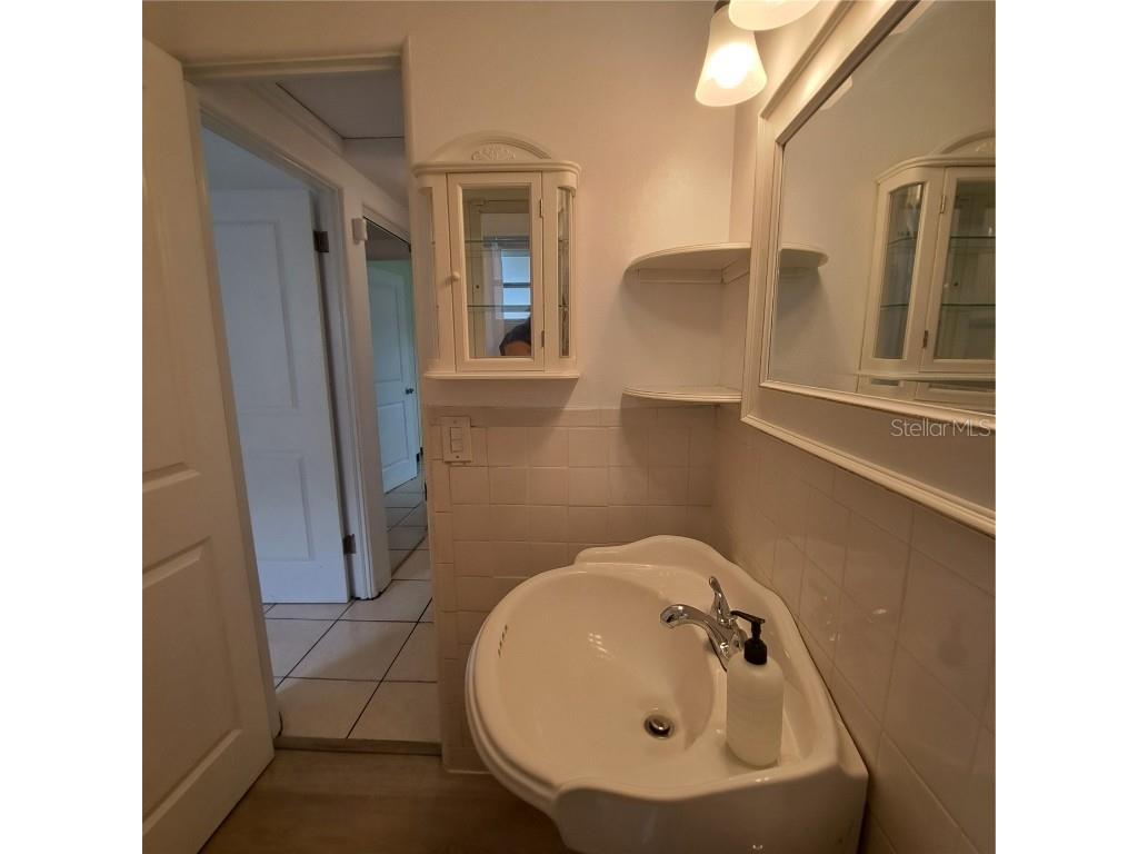 627 61st Avenue S Saint Petersburg FL 33705 TB8446742 image17