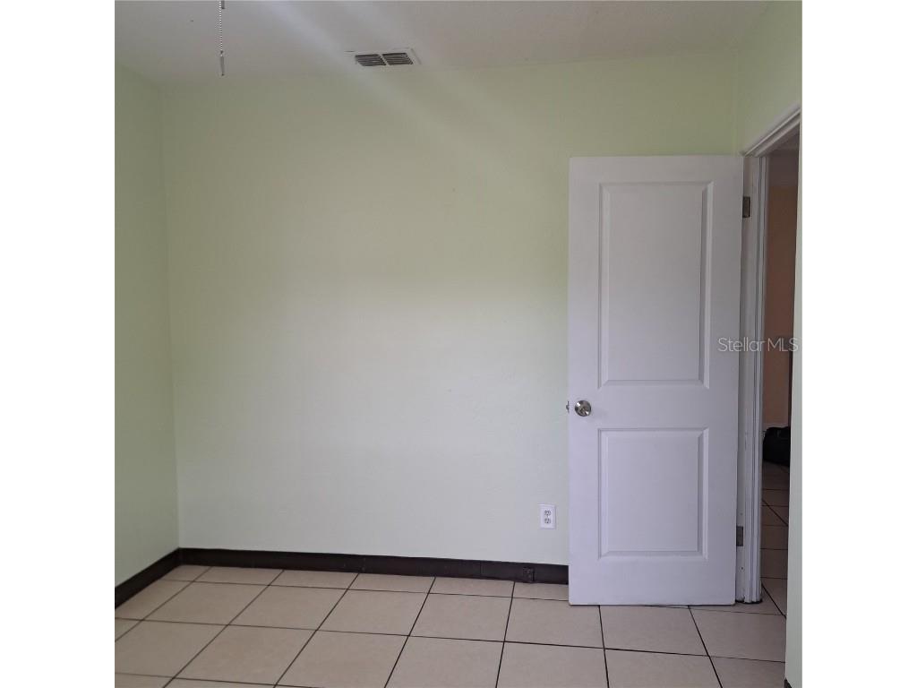 627 61st Avenue S Saint Petersburg FL 33705 TB8446742 image20