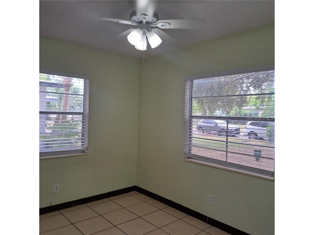 627 61st Avenue S Saint Petersburg FL 33705 TB8446742 image22