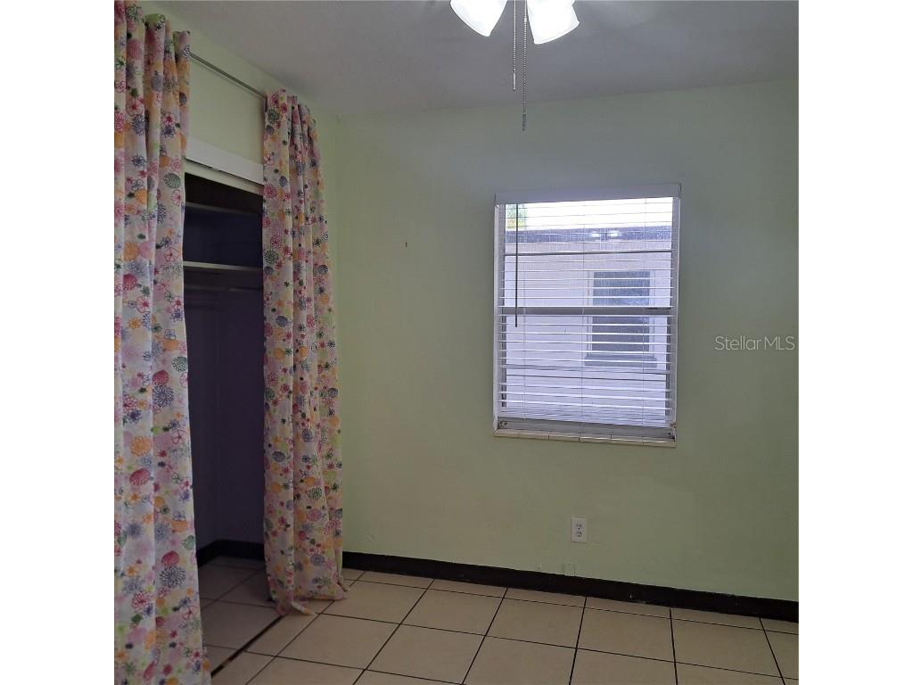 627 61st Avenue S Saint Petersburg FL 33705 TB8446742 image23