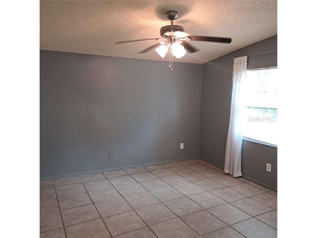 627 61st Avenue S Saint Petersburg FL 33705 TB8446742 image34