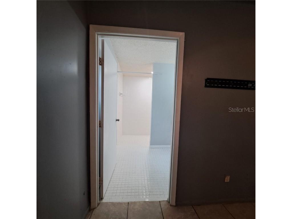 627 61st Avenue S Saint Petersburg FL 33705 TB8446742 image35