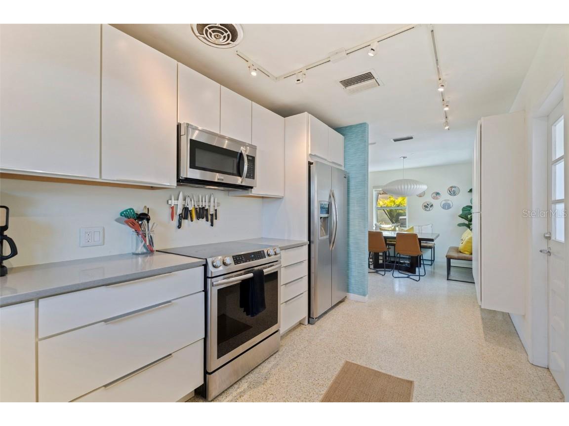 627 70th Avenue Saint Pete Beach FL 33706 TB8448919 image36