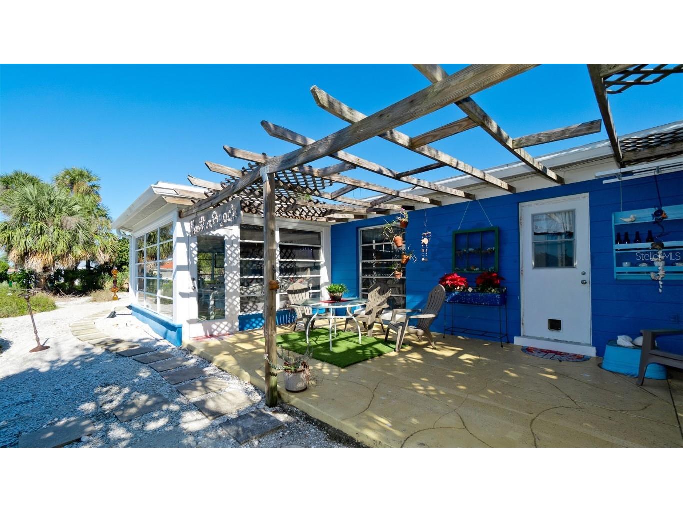 627 Concord Lane Holmes Beach FL 34217 A4674316 image21