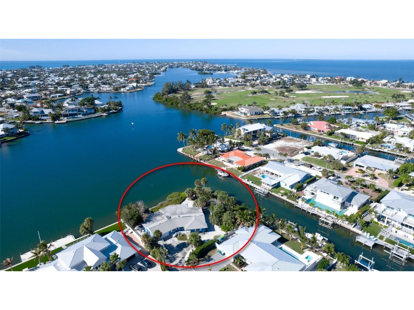 627 Concord Lane Holmes Beach FL 34217 A4674316 image50