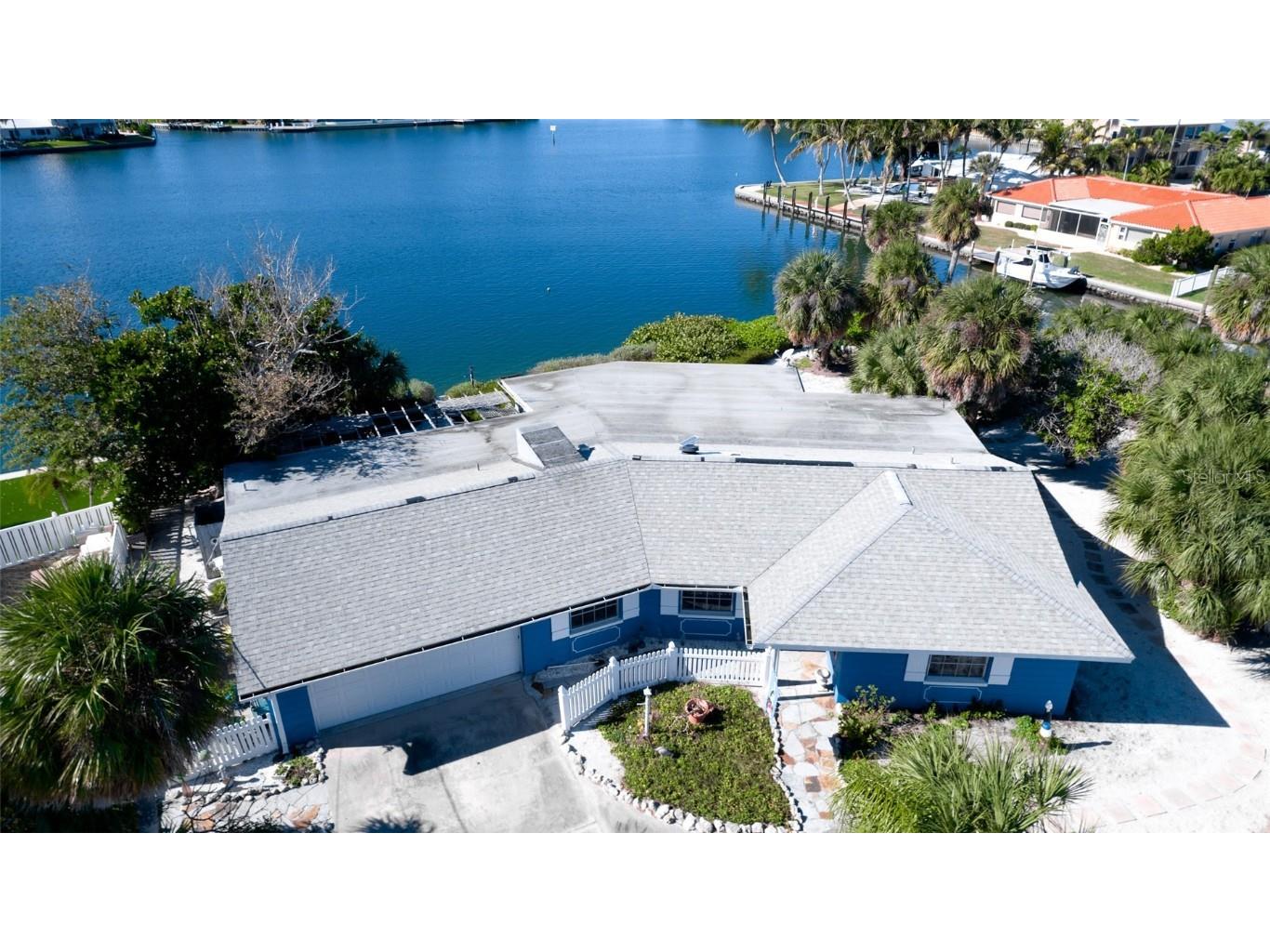 627 Concord Lane Holmes Beach FL 34217 A4674316 image51