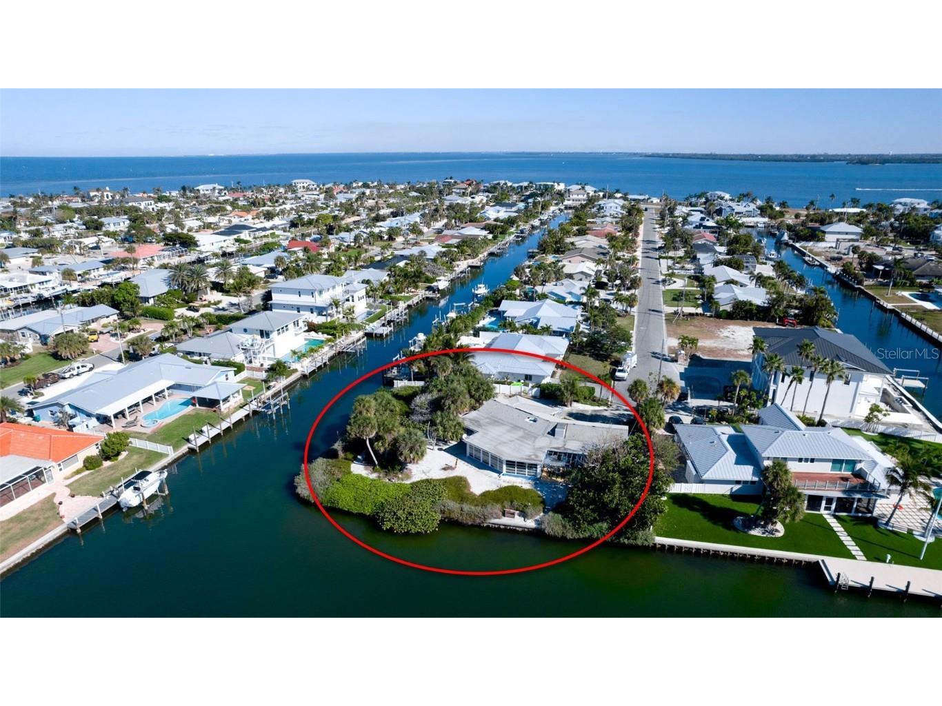 627 Concord Lane Holmes Beach FL 34217 A4674316 image61