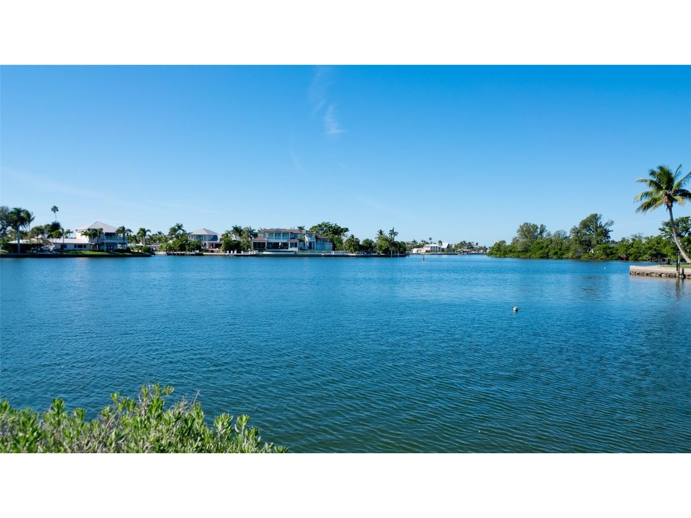 627 Concord Lane Holmes Beach FL 34217 A4674316 image7