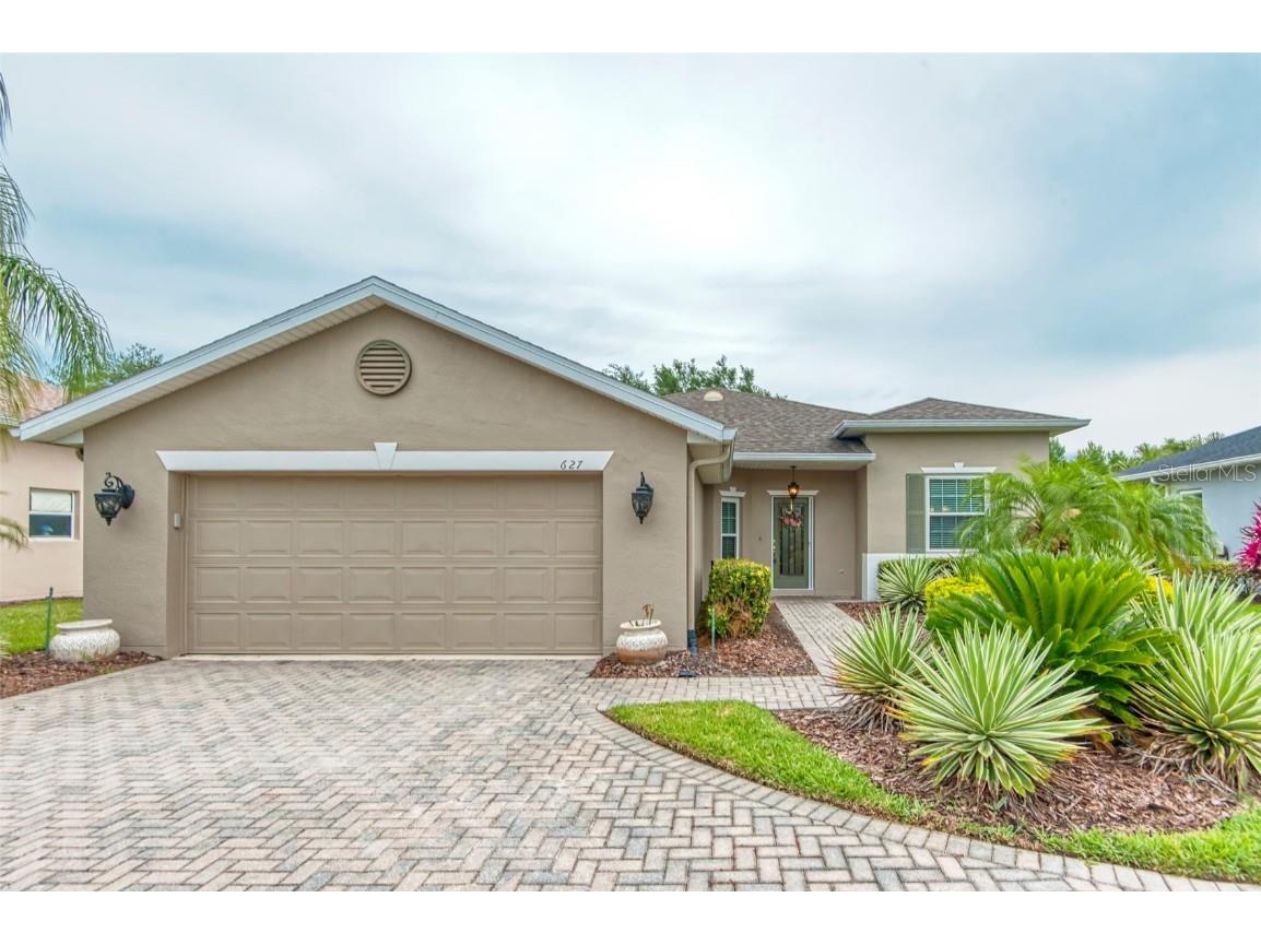 627 Highlands Hammock Drive Poinciana FL 34759 S5084535 image1