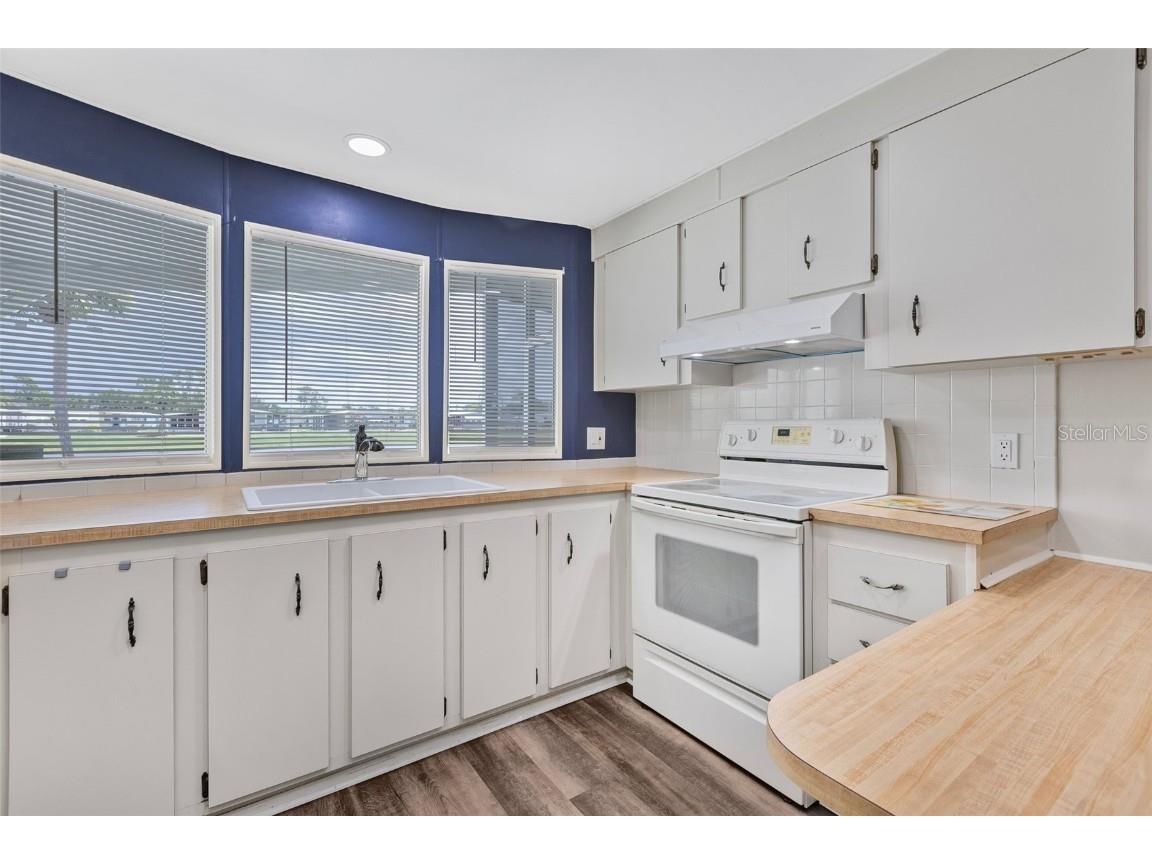 627 Los Altos North Port FL 34287 TB8399997 image12