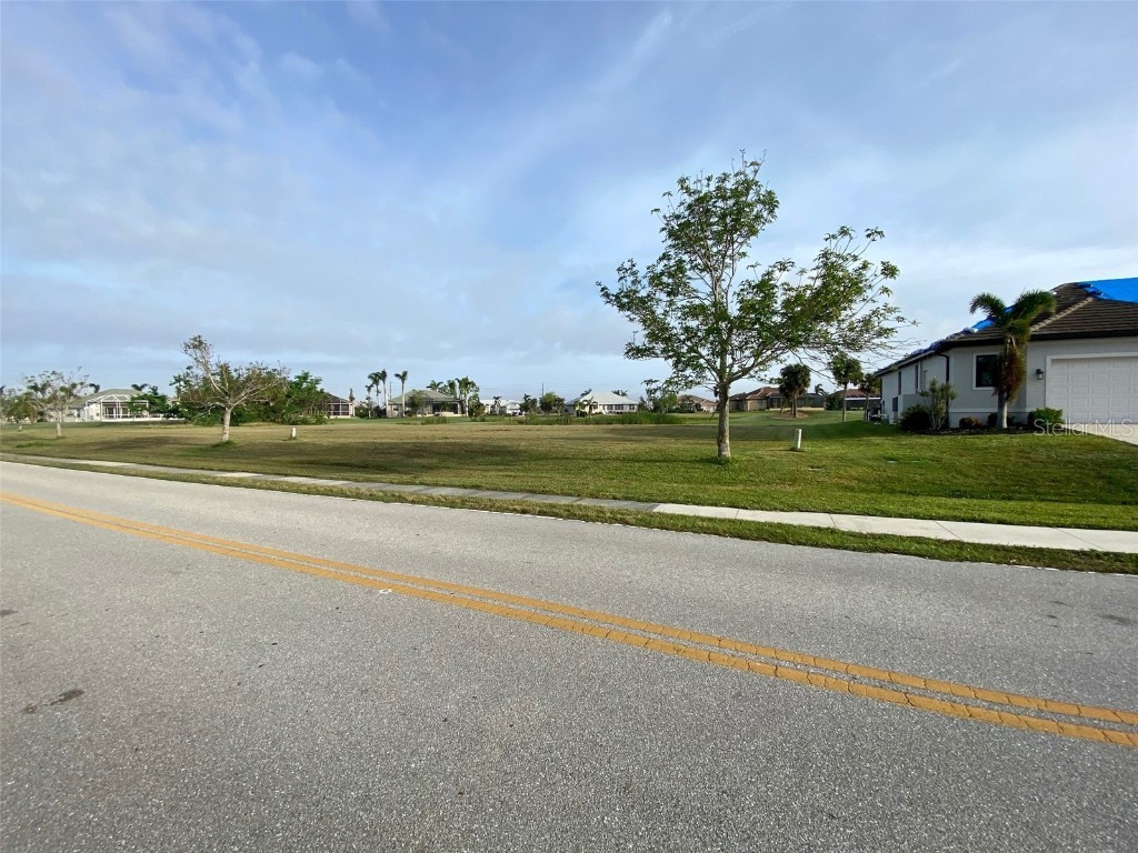 627 Monaco Drive Punta Gorda FL 33950 - TICC GOLF COURSE LAKE C7499223 image12