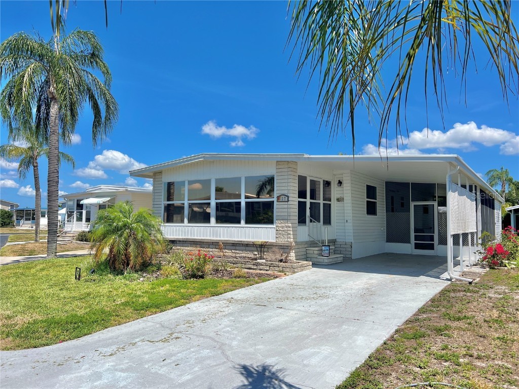 627 Mount Key Avenue NE #619 Saint Petersburg FL 33702 - TAMPA BAY U8244042 image1