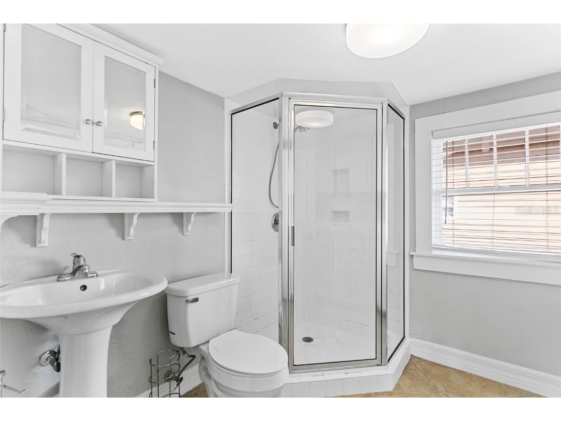 627 N Hyer Avenue Orlando FL 32803 O6279983 image11