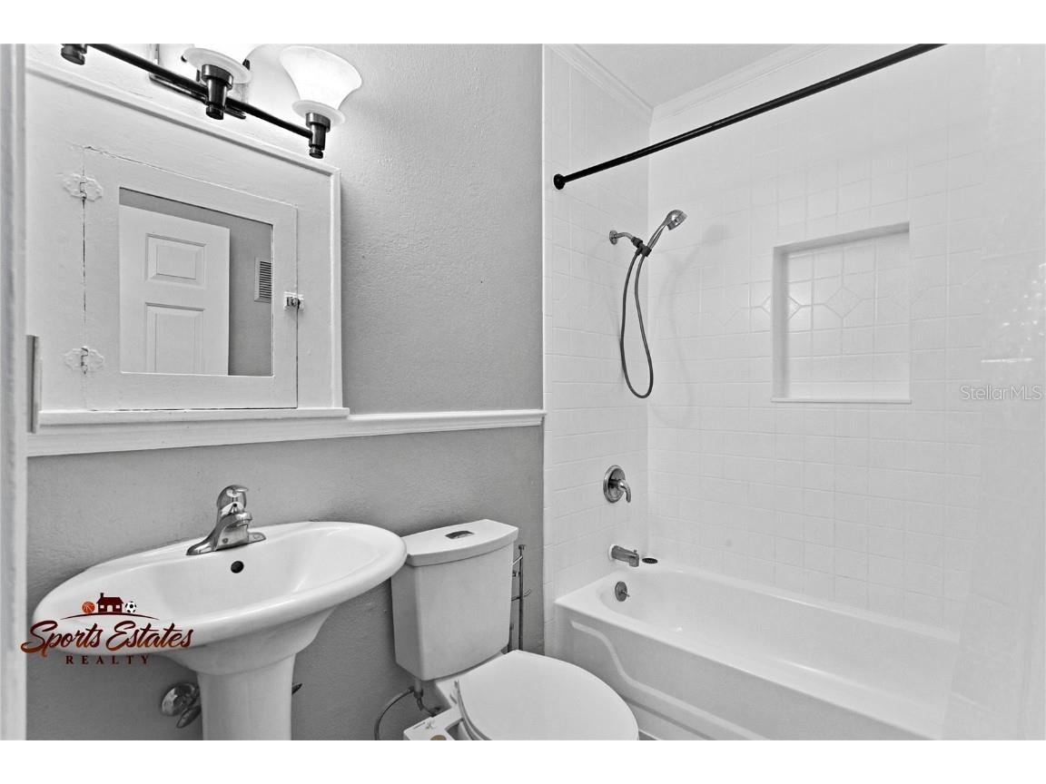 627 N Hyer Avenue Orlando FL 32803 O6334998 image9