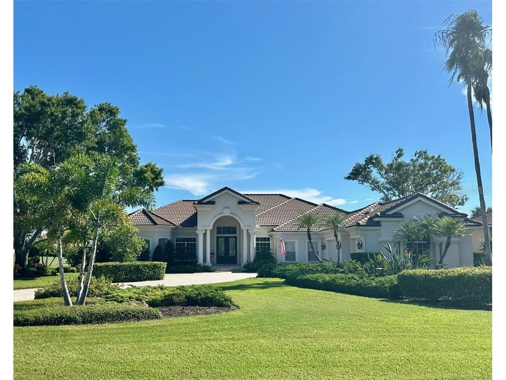 627 N Macewen Drive Osprey FL 34229 A4666440 image1