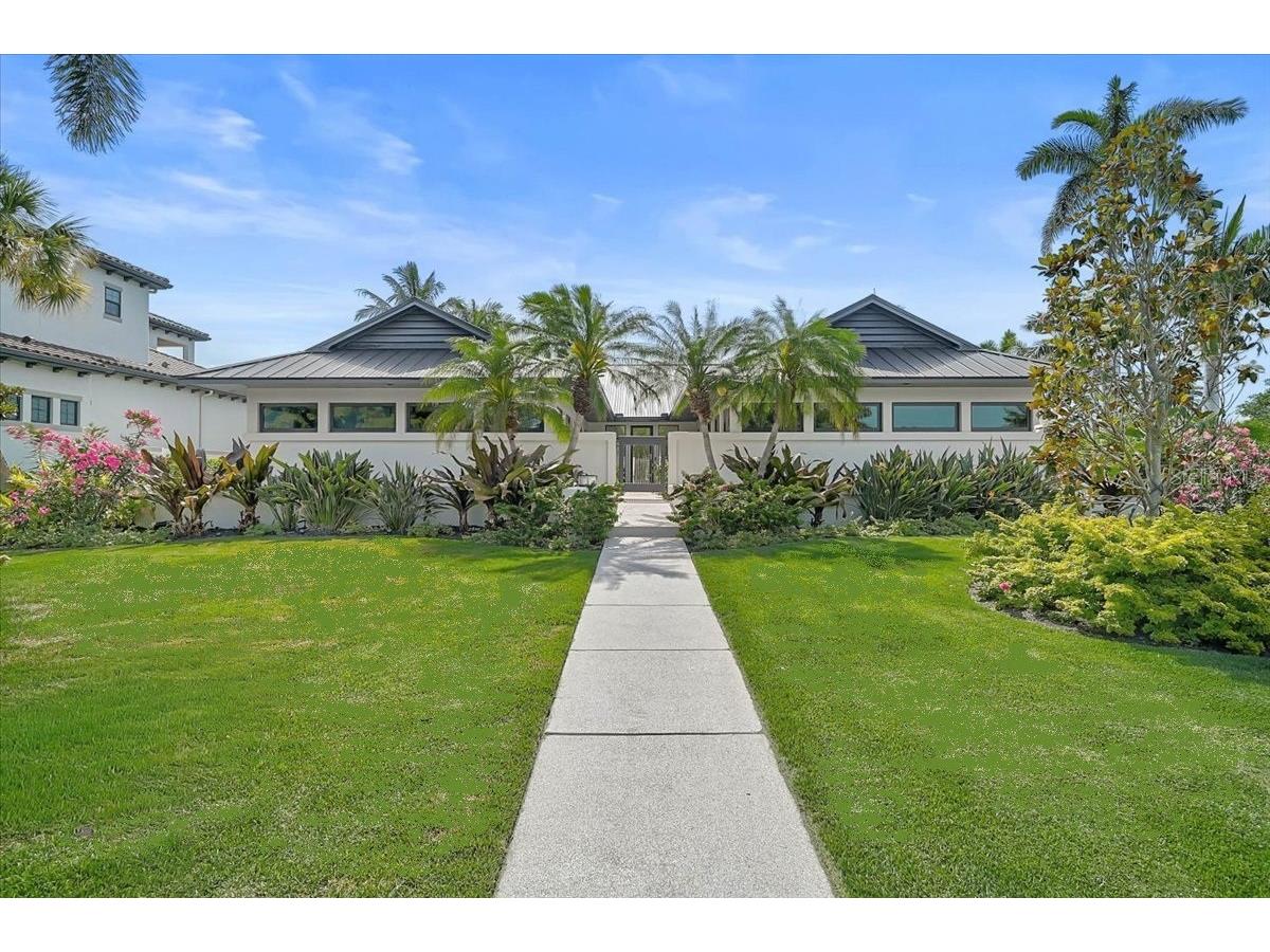 627 Owl Way Sarasota FL 34236 A4692769 image2