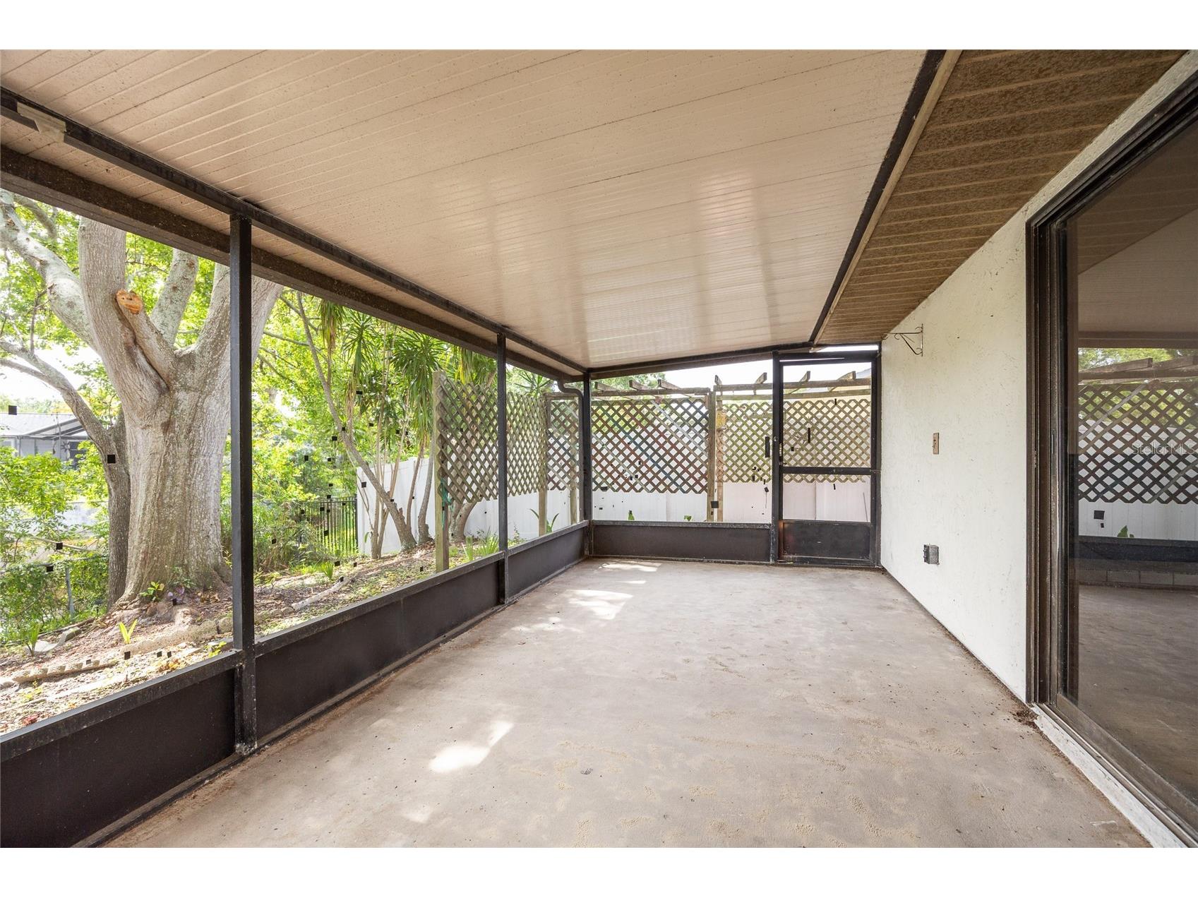 627 Timber Bay Circle W Oldsmar FL 34677 TB8513485 image30