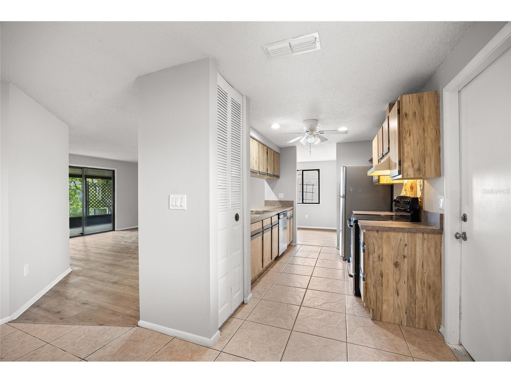 627 Timber Bay Circle W Oldsmar FL 34677 TB8513485 image7