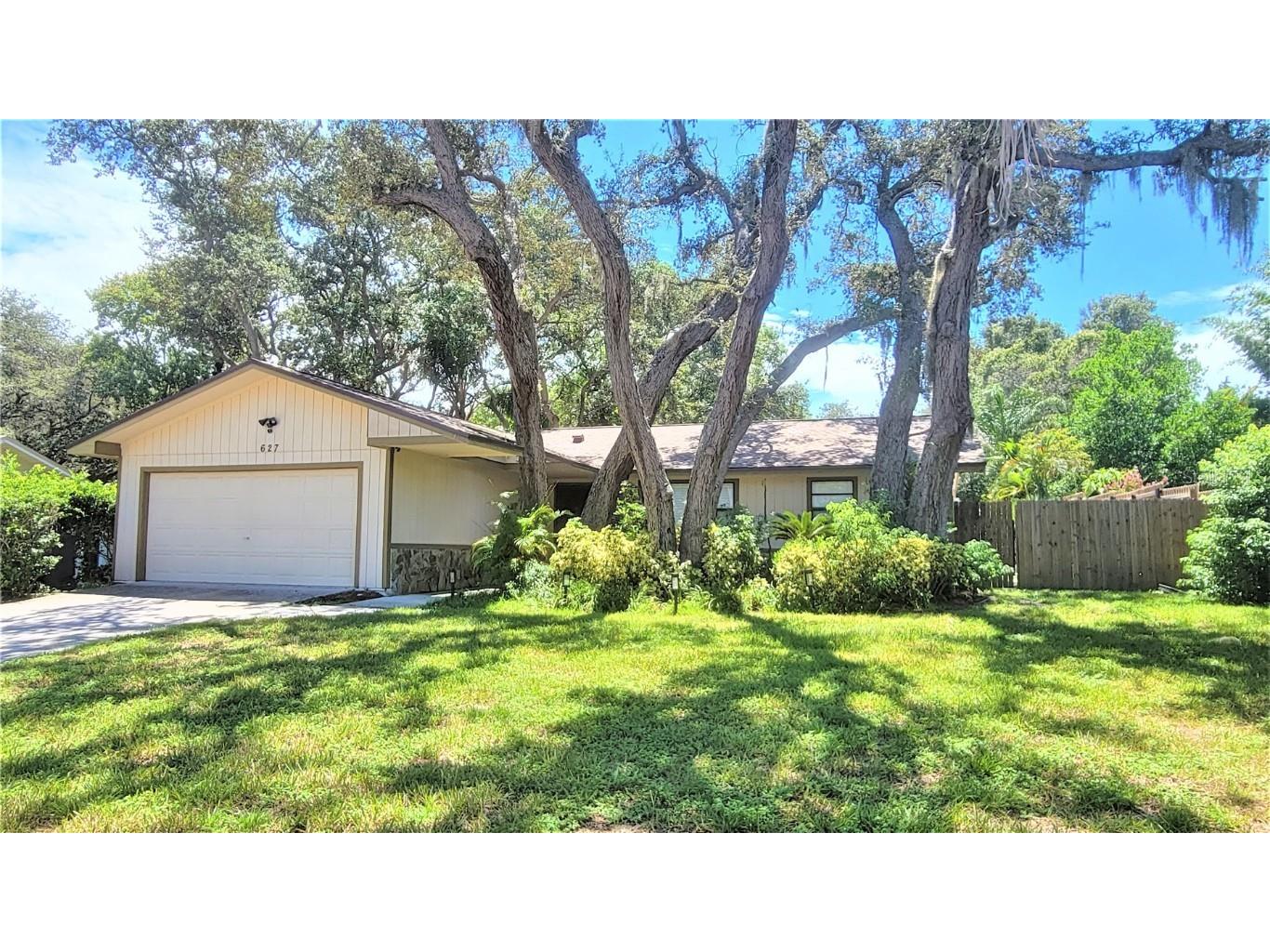 627 Timber Lane Tarpon Springs FL 34689 U8210586 image1