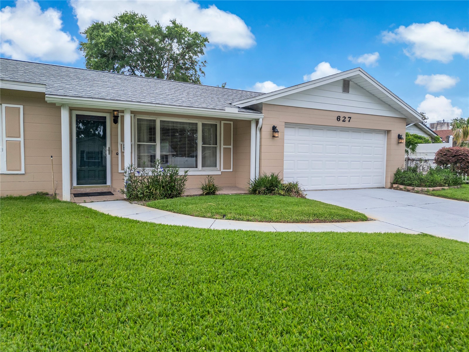 627 Vandenberg Street Altamonte Springs FL 32701 O6411870 image2