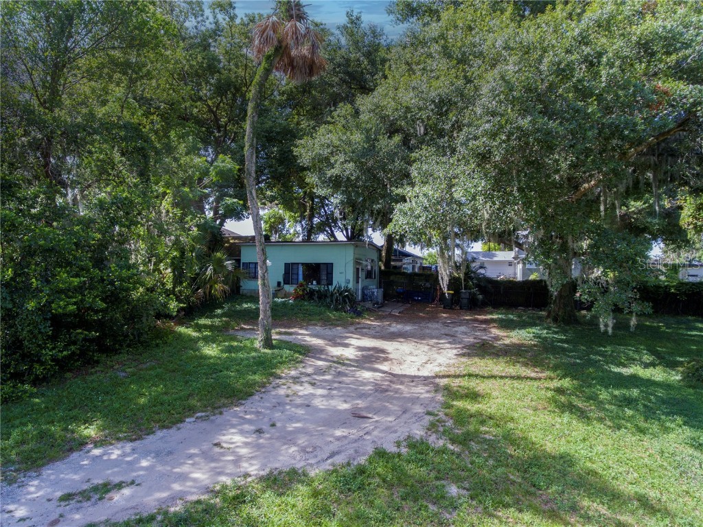 627 W Osceola Street Clermont FL 34711 - LAKE MINNEOLA G5056751 image1