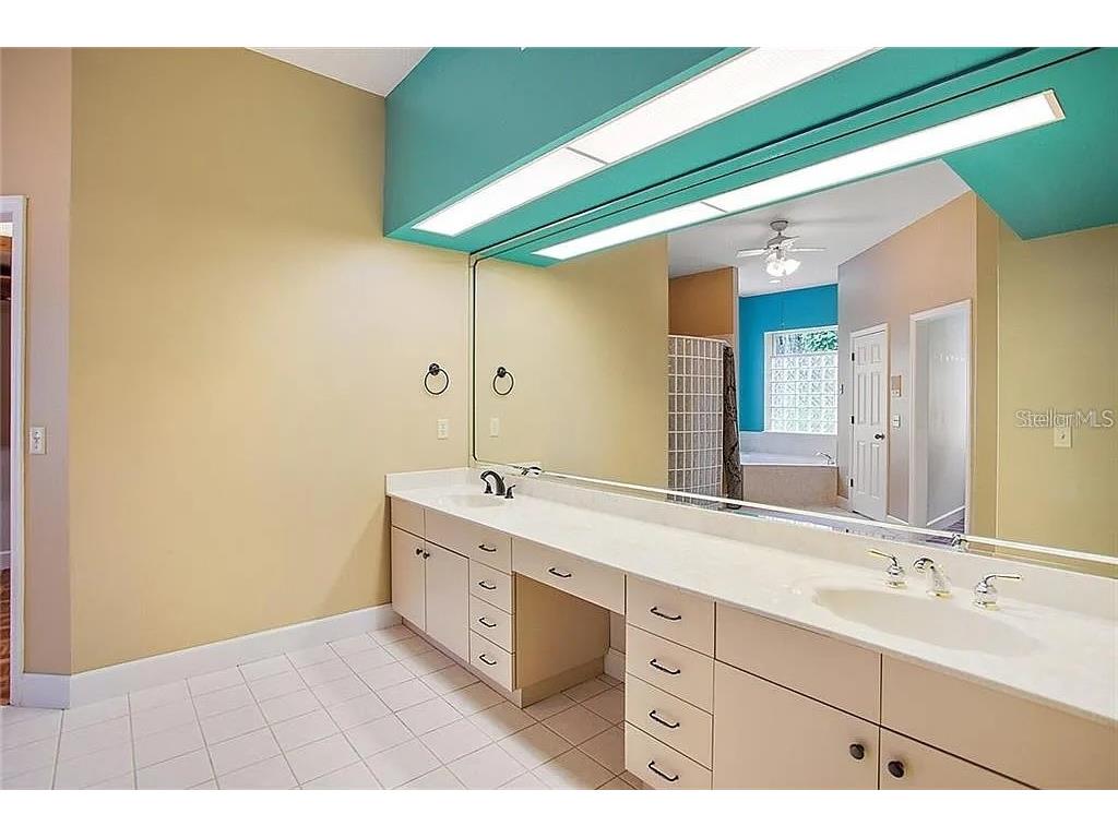 627 Yorktown Drive Leesburg FL 34748 - CHAIN OF LAKES O6371002 image19